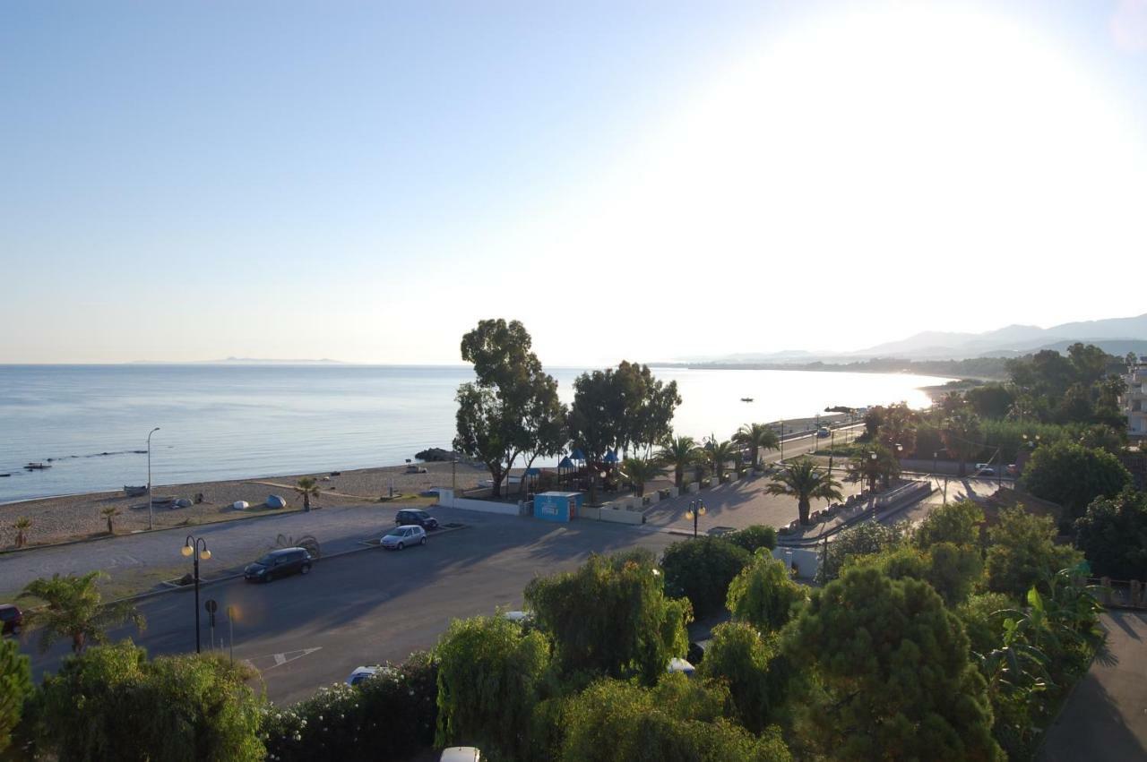 Golfo Di Tindari Apartments Falcone Dış mekan fotoğraf
